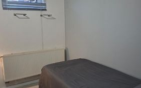 KOMFORT NOCLEGI, SUTERENA - basic&standard rooms